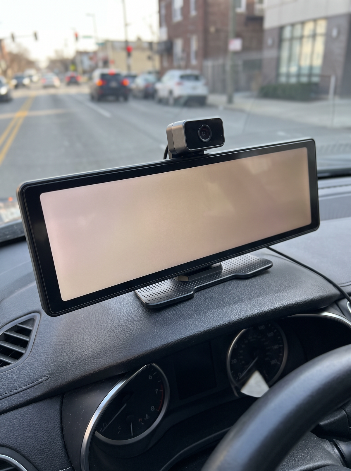 A bigger screen, without a new car